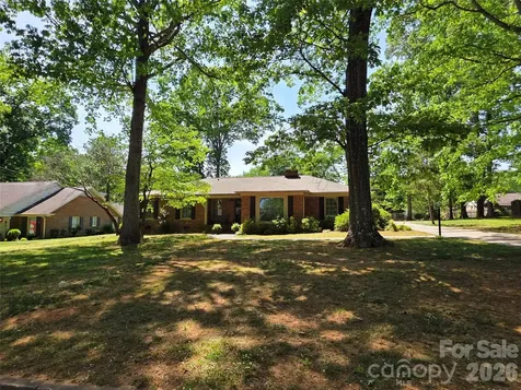 2009 Saratoga Drive Gastonia NC 28056