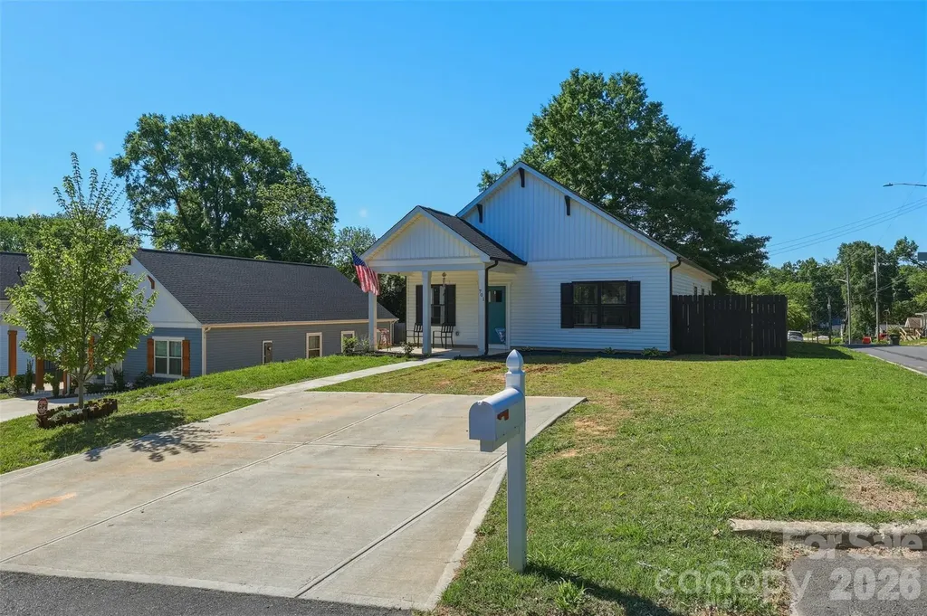 701 E 3rd Avenue Gastonia NC 28054