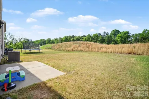 828 Larmore Avenue Charlotte NC 28216