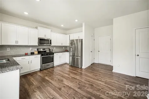 828 Larmore Avenue Charlotte NC 28216