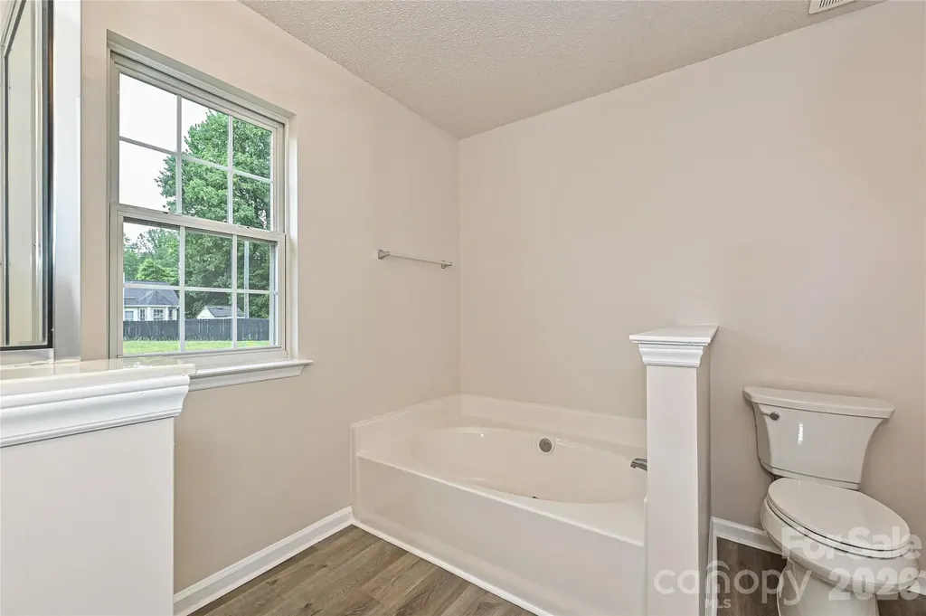 2015 Slater Springs Drive Charlotte NC 28216