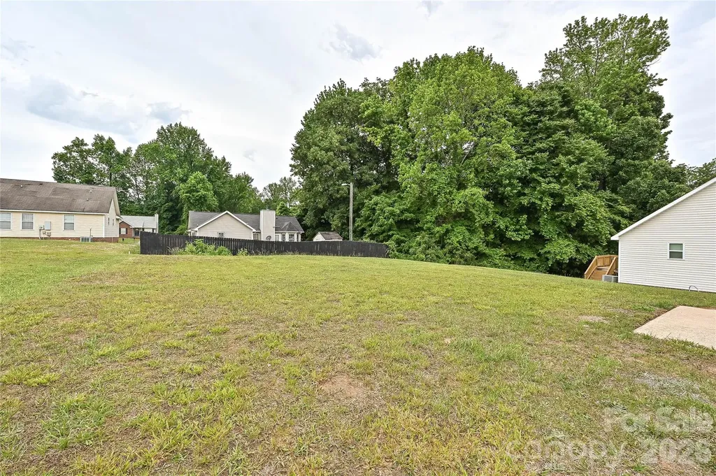 2015 Slater Springs Drive Charlotte NC 28216