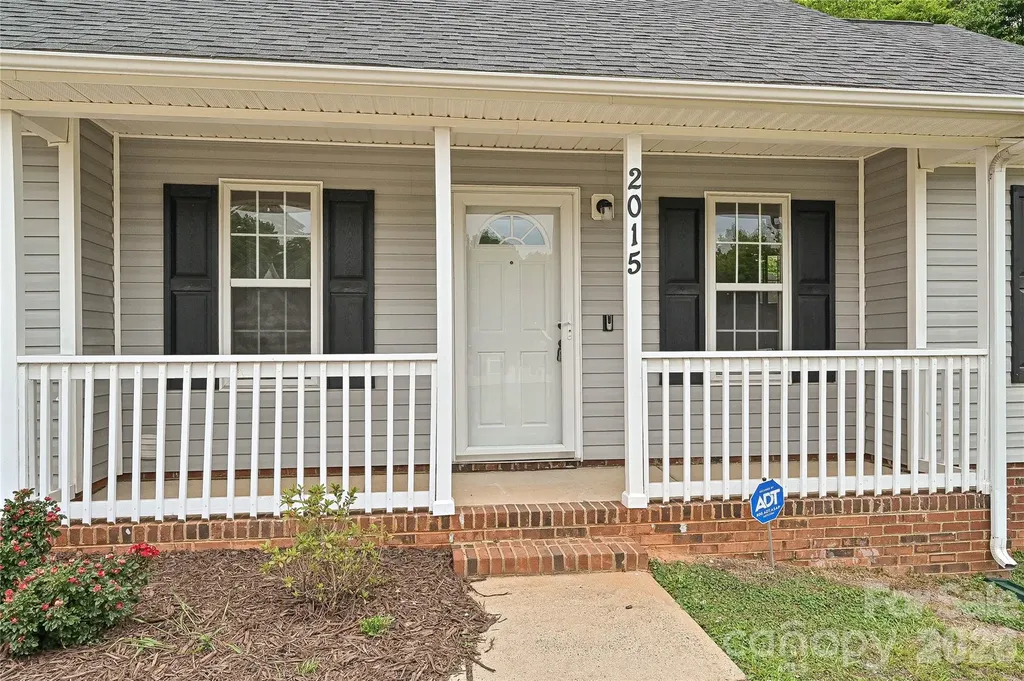 2015 Slater Springs Drive Charlotte NC 28216
