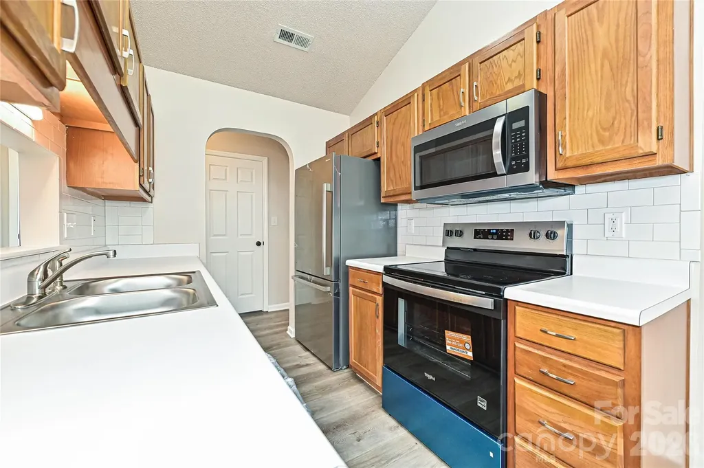 2015 Slater Springs Drive Charlotte NC 28216