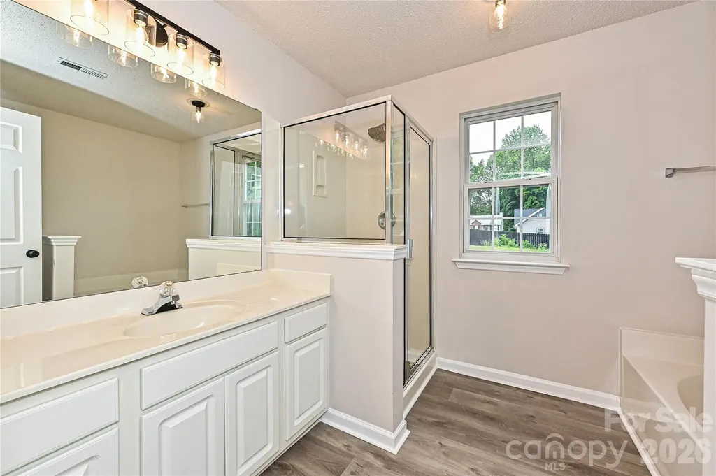2015 Slater Springs Drive Charlotte NC 28216