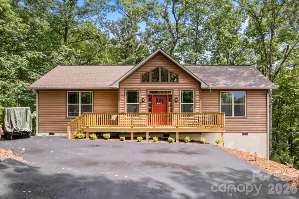 131 Pier Point Drive Lake Lure NC 28746