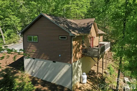 131 Pier Point Drive Lake Lure NC 28746