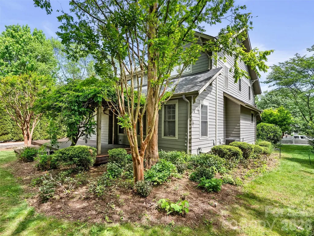 1066 Columbine Road Asheville NC 28803