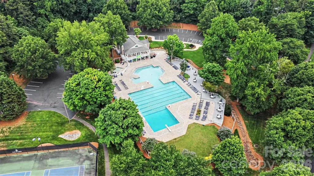 9102 Brightleaf Place Charlotte NC 28269