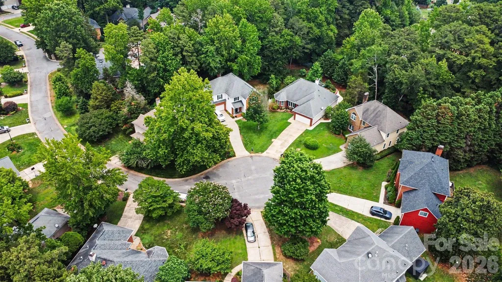 9102 Brightleaf Place Charlotte NC 28269