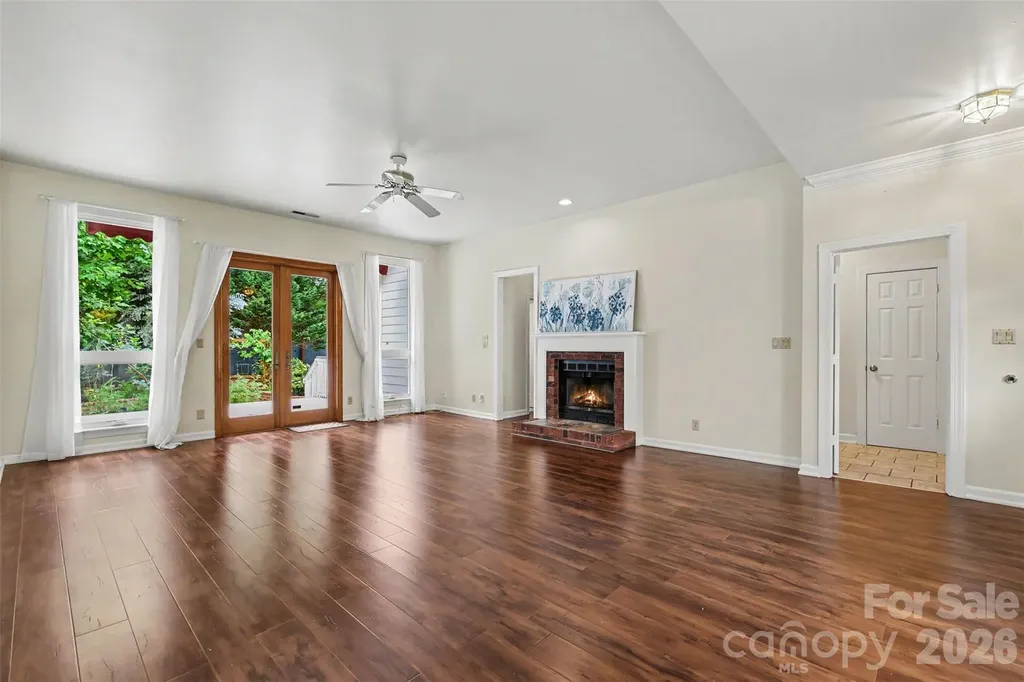 9102 Brightleaf Place Charlotte NC 28269