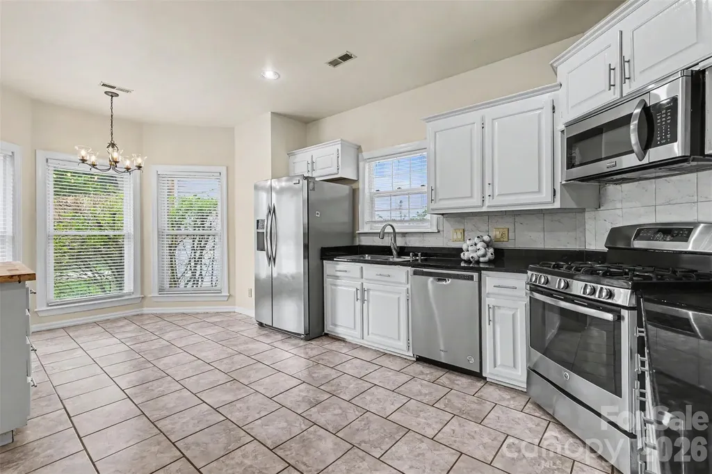 9102 Brightleaf Place Charlotte NC 28269