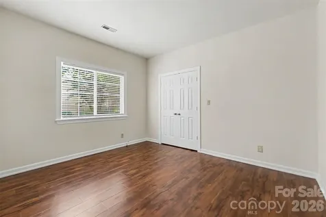 9102 Brightleaf Place Charlotte NC 28269