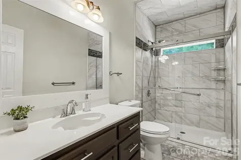 9102 Brightleaf Place Charlotte NC 28269