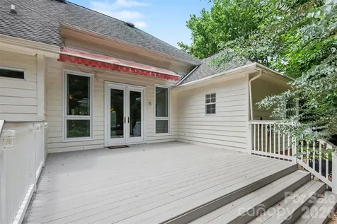 9102 Brightleaf Place Charlotte NC 28269