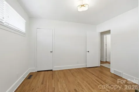 4500 Woodlark Lane Charlotte NC 28211