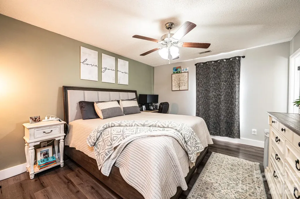 1896 Bakers Glade Lane Hickory NC 28602