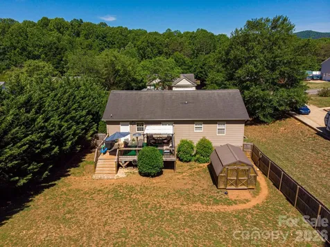 1896 Bakers Glade Lane Hickory NC 28602