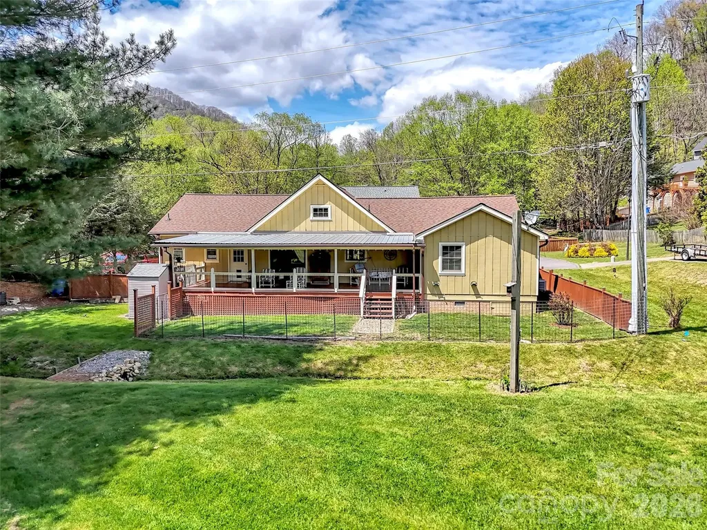 96 Garden Court Maggie Valley NC 28751