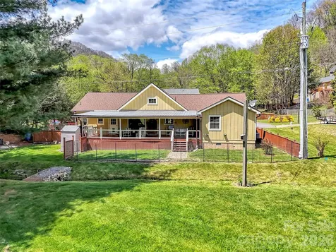96 Garden Court Maggie Valley NC 28751
