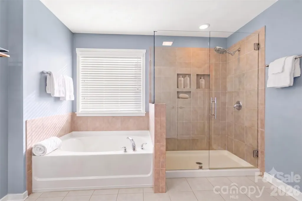 1007 Pine Bark Place Matthews NC 28104