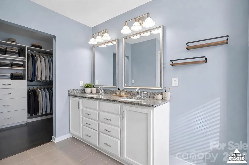 1007 Pine Bark Place Matthews NC 28104