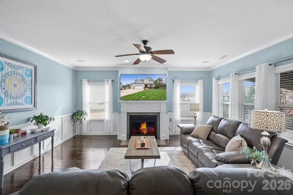 1007 Pine Bark Place Matthews NC 28104