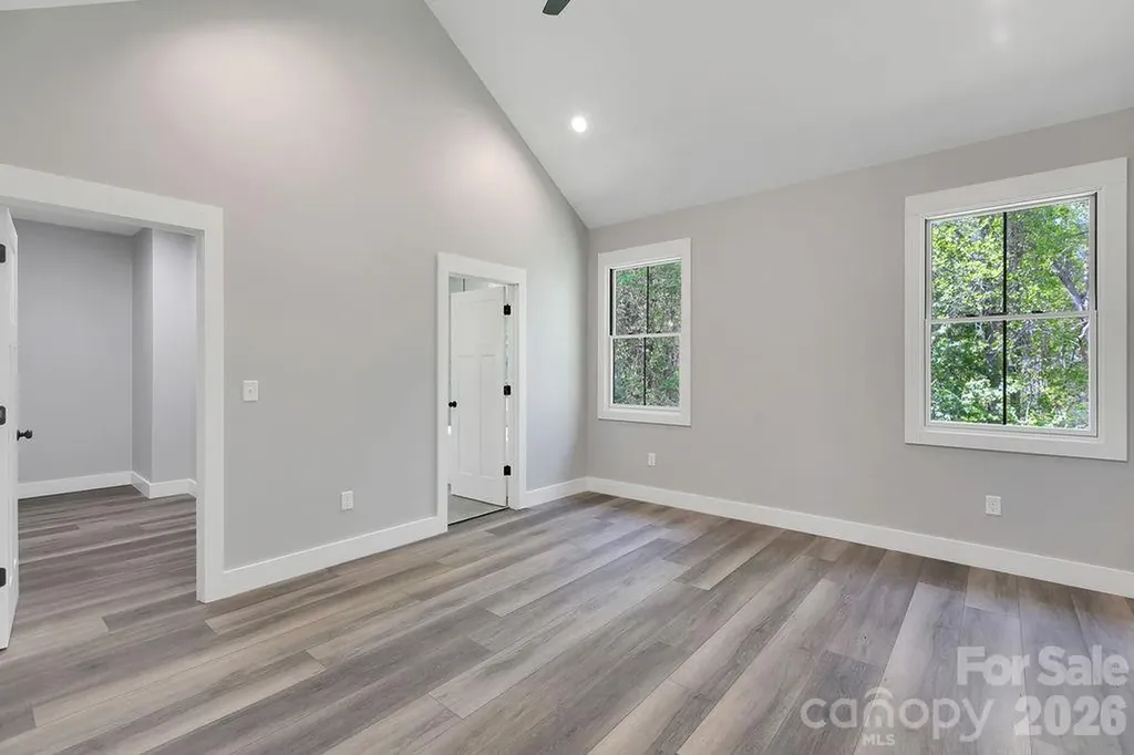 404 High Ridge Drive Mills River NC 28759