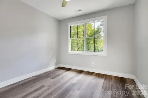 404 High Ridge Drive Mills River NC 28759