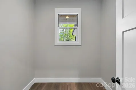 404 High Ridge Drive Mills River NC 28759