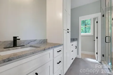 404 High Ridge Drive Mills River NC 28759
