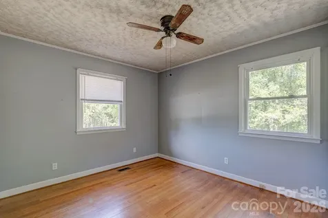 22271 Hwy 151 Highway McBee SC 29101