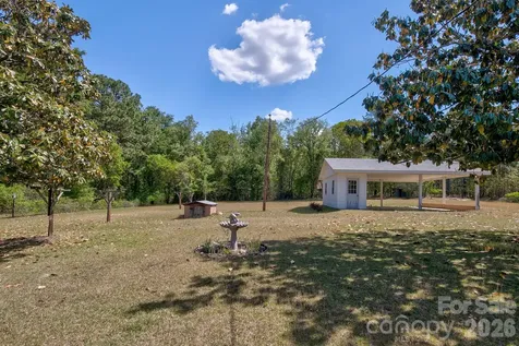 22271 Hwy 151 Highway McBee SC 29101