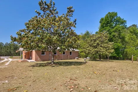 22271 Hwy 151 Highway McBee SC 29101