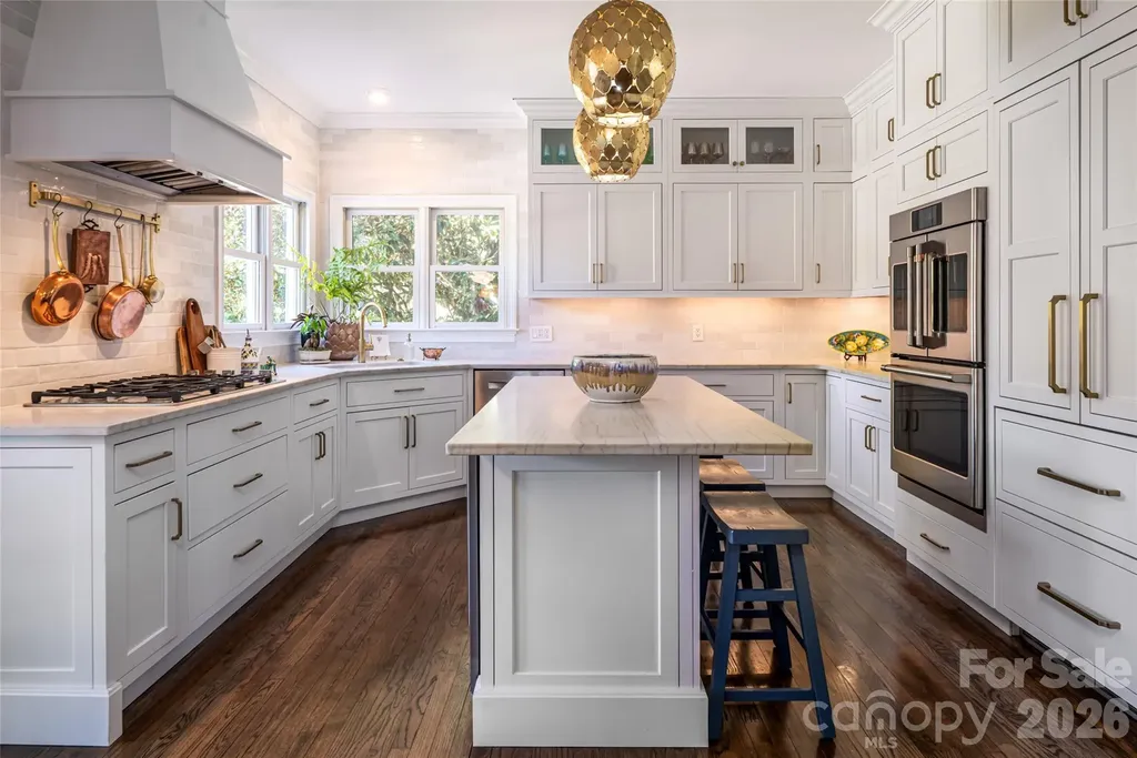 38 Pine Acre Boulevard Asheville NC 28804