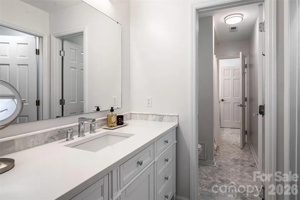 38 Pine Acre Boulevard Asheville NC 28804