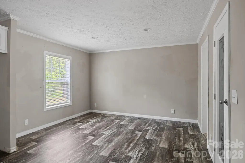 188 Low Lane Statesville NC 28677