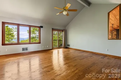 24 Smokey Road Asheville NC 28803