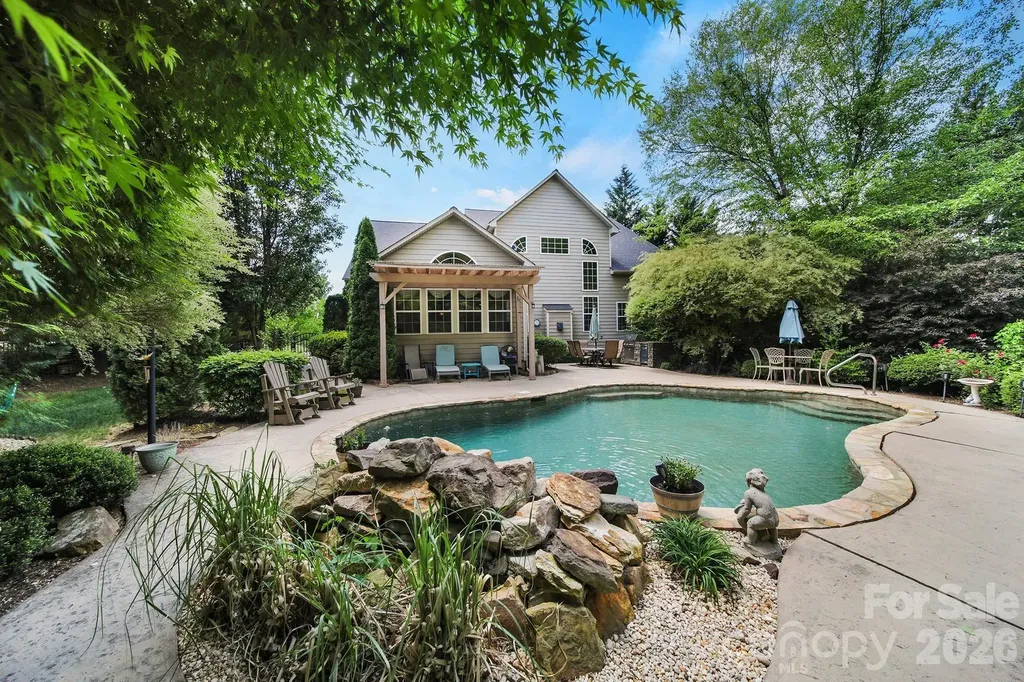 3012 Applewood Point Lane Belmont NC 28012
