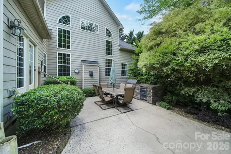 3012 Applewood Point Lane Belmont NC 28012