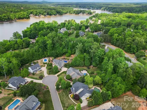 3012 Applewood Point Lane Belmont NC 28012