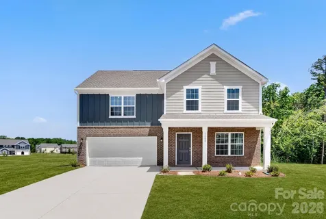 1602 Highacre Place Bessemer City NC 28016