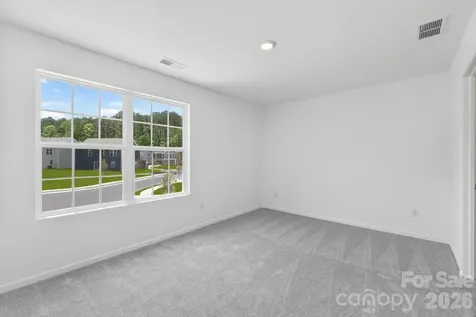 1602 Highacre Place Bessemer City NC 28016