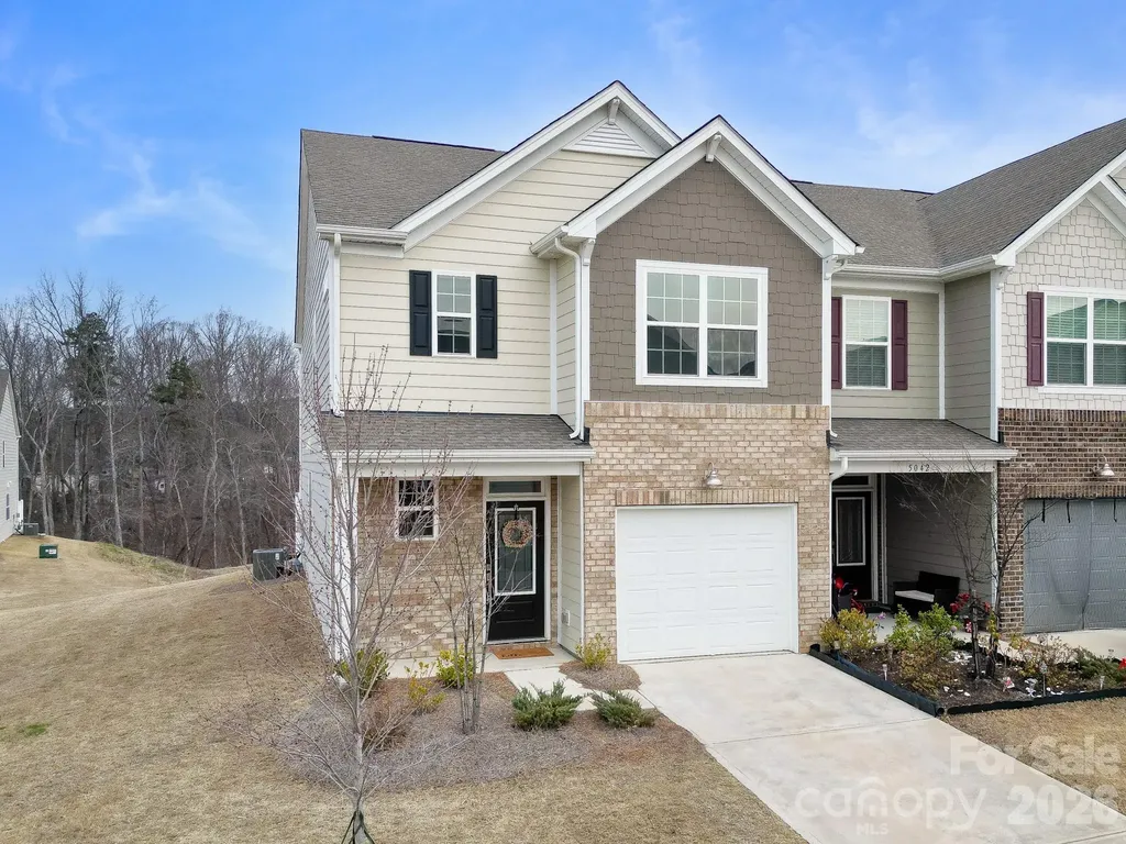 5044 Moss Pine Way Tega Cay SC 29708