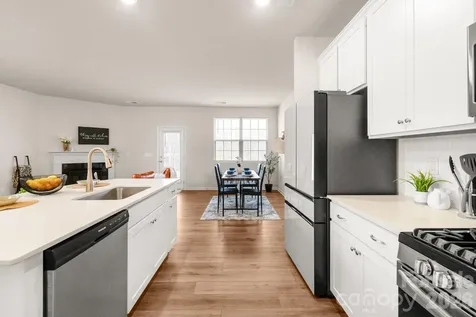 5044 Moss Pine Way Tega Cay SC 29708