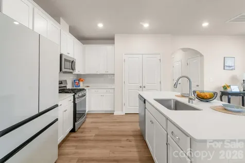5044 Moss Pine Way Tega Cay SC 29708