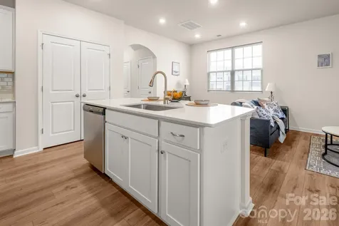 5044 Moss Pine Way Tega Cay SC 29708