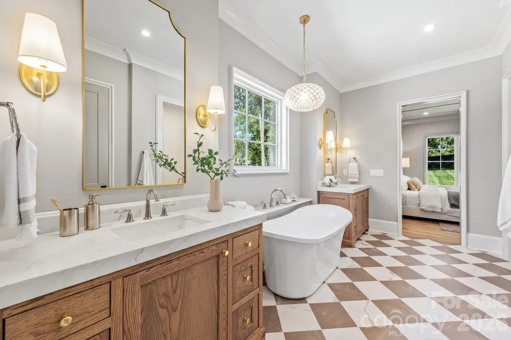 227 Hargett Court Charlotte NC 28211