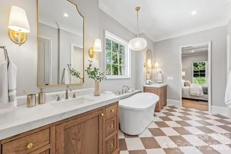 227 Hargett Court Charlotte NC 28211