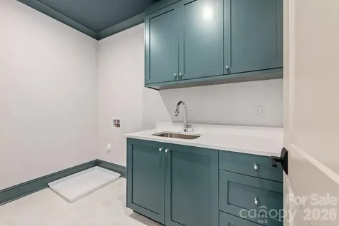 227 Hargett Court Charlotte NC 28211